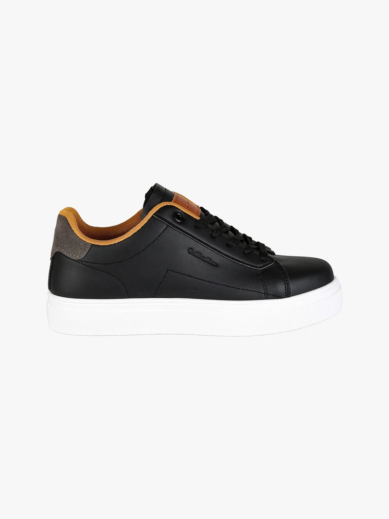 Sneakers stringate da uomo - nero
