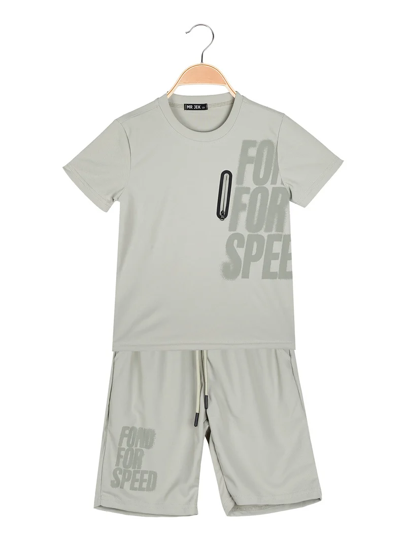 Completo corto da ragazzo con t-shirt e bermuda - pistacchio