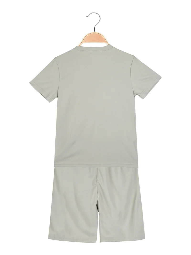 Completo corto da ragazzo con t-shirt e bermuda - pistacchio