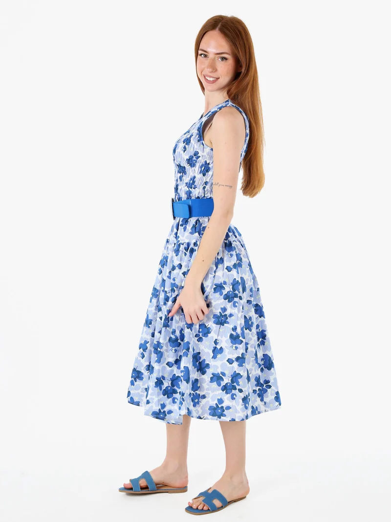 Abito donna smanicato in cotone con stampe - blu