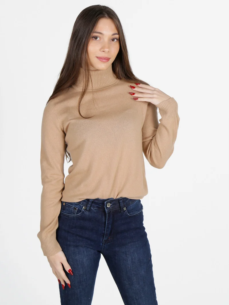 Maglione dolcevita da donna in misto lana e cashemere - cammello
