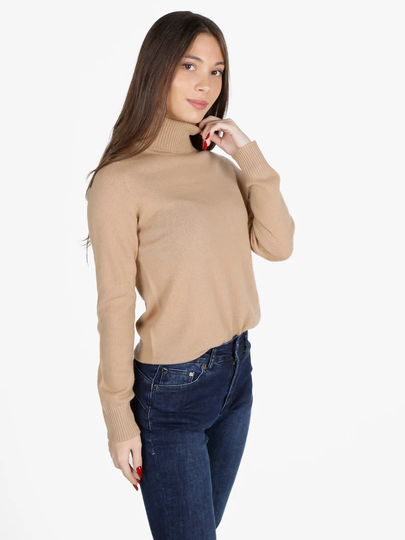 Maglione dolcevita da donna in misto lana e cashemere - cammello