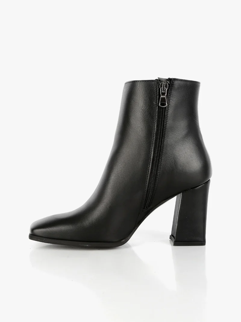 Tronchetti in pelle donna con tacco - nero