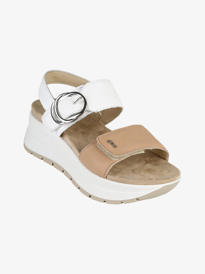 Sandali in pelle da donna con strappi e platform - bianco