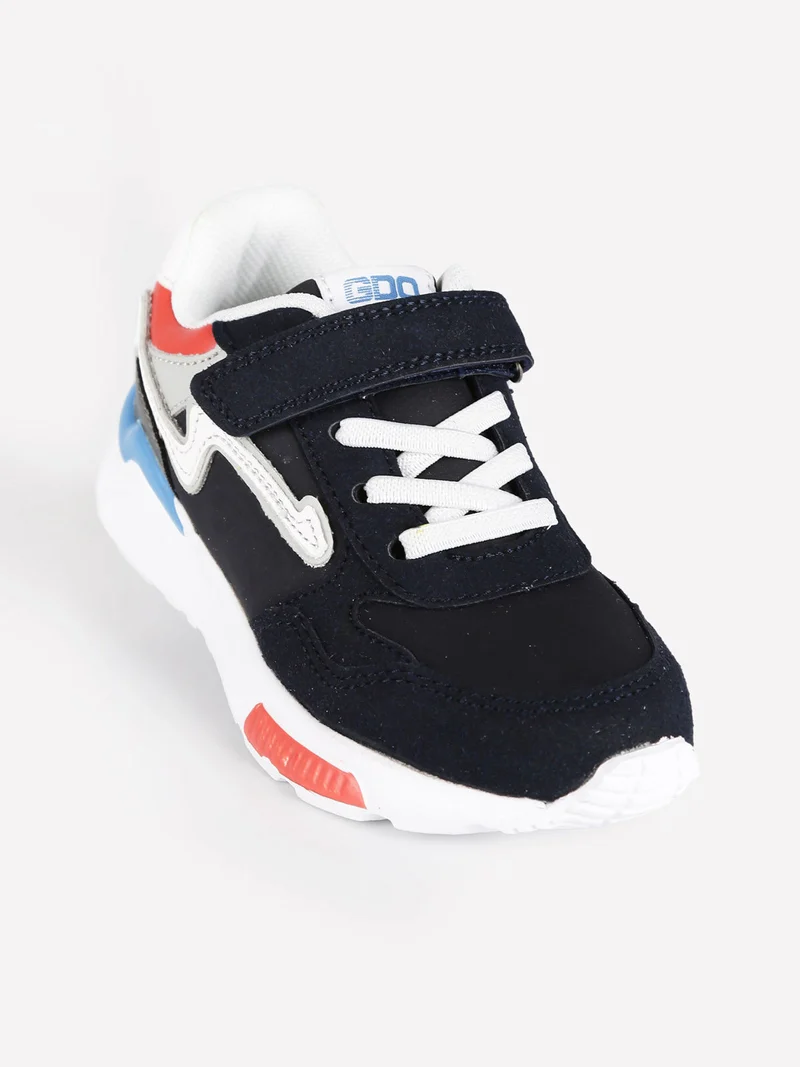 Scarpe sportive bambino con strappo GD21524
