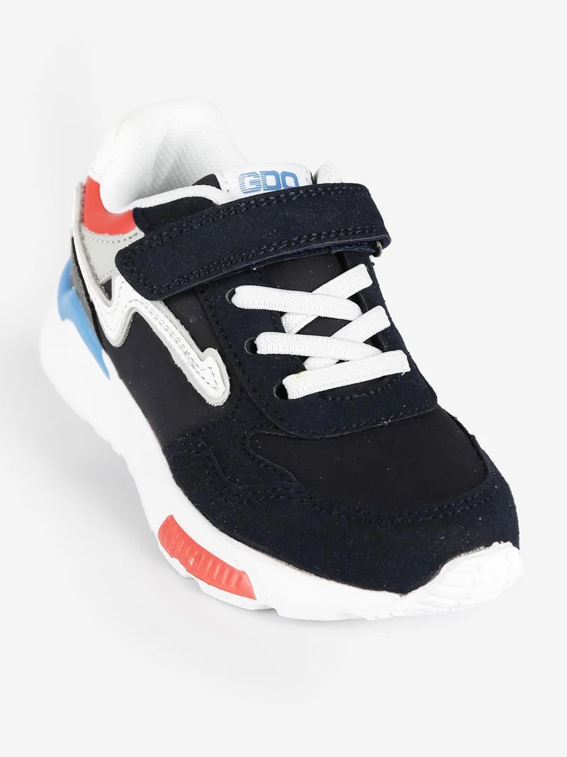 Scarpe sportive bambino con strappo GD21524