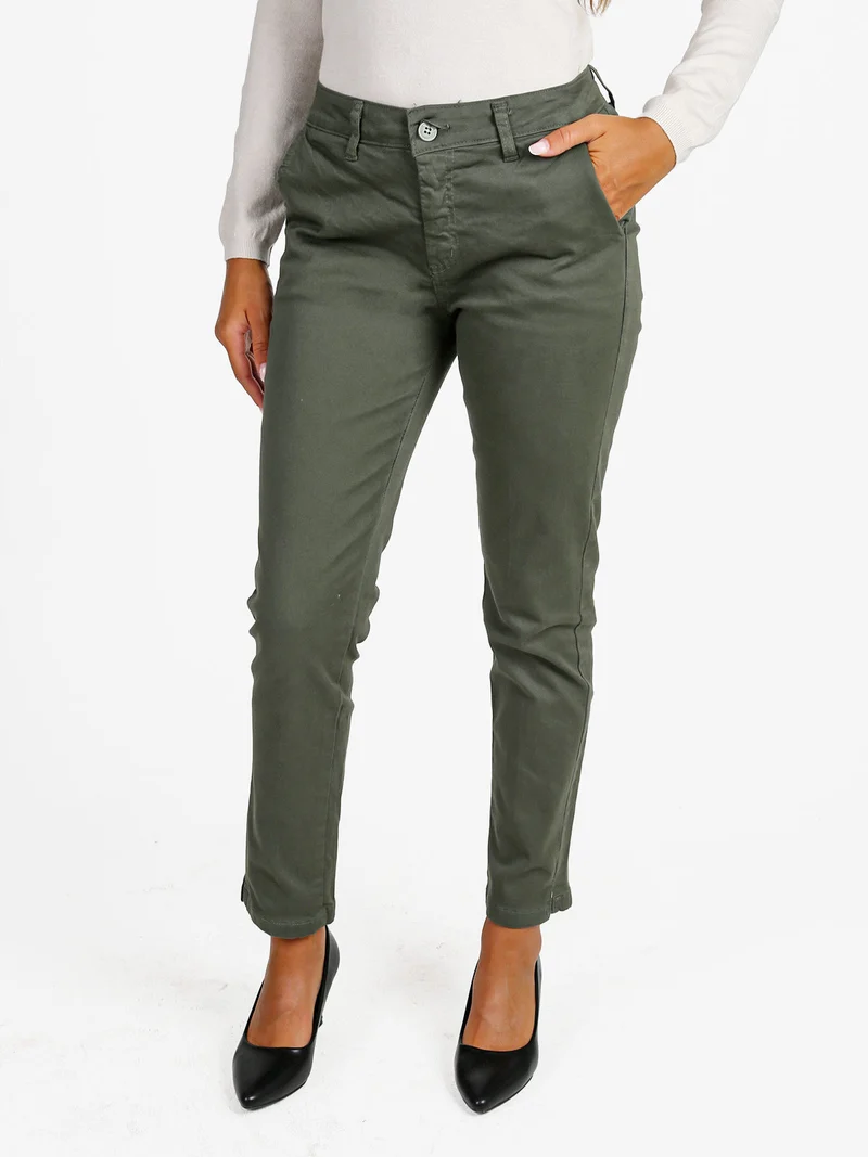 Pantaloni donna slim fit a vita bassa - verde
