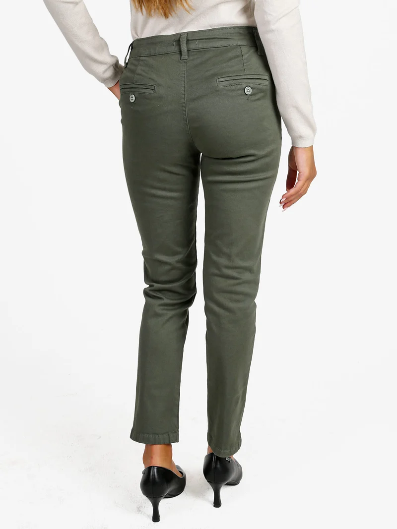 Pantaloni donna slim fit a vita bassa - verde