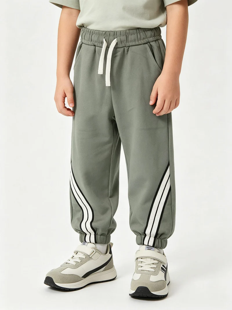 Pantaloni tuta da bambino - oliva