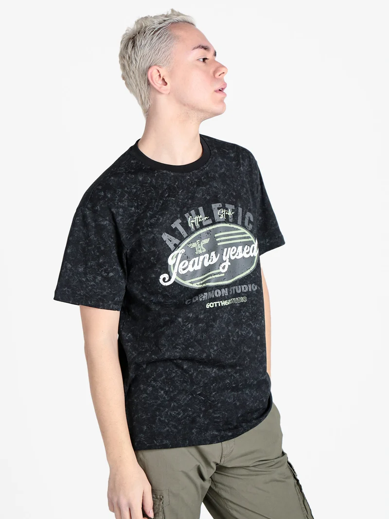 T-shirt girocollo da uomo in cotone con stampa - nero