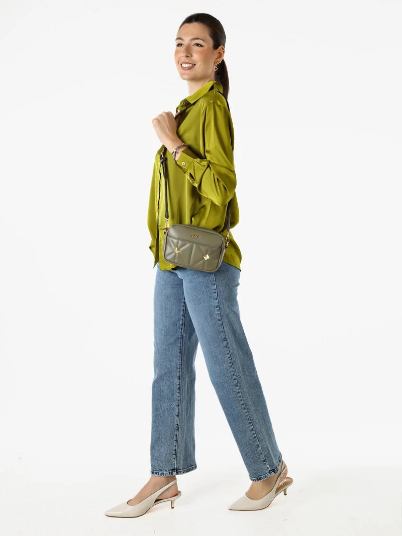 Camicia donna a maniche lunghe in tessuto simil raso - oliva