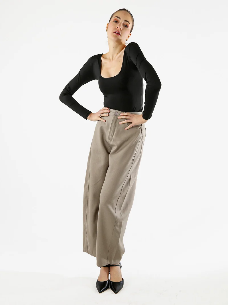 Top body donna a maniche lunghe con scollo davanti e dietro - nero
