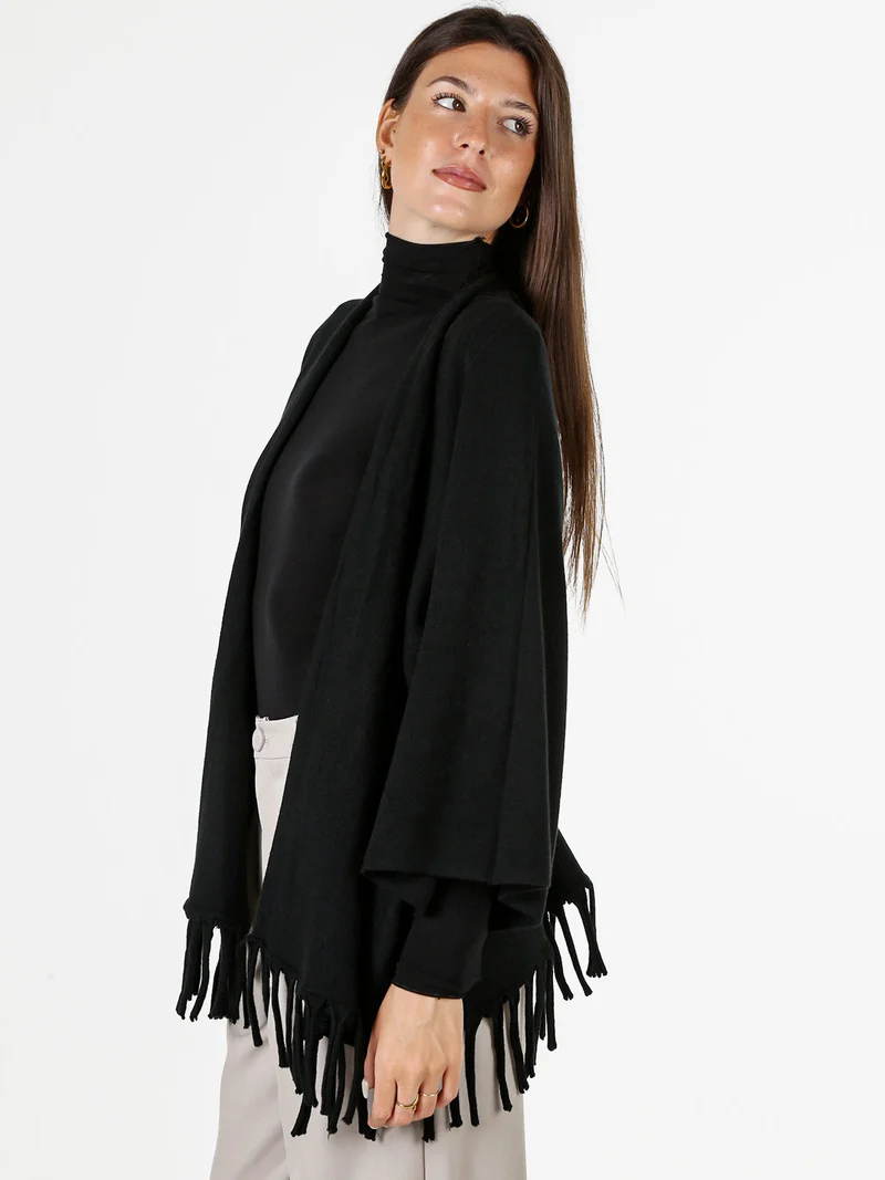Cardigan aperto da donna in maglia con maniche a campana e frange sul fondo - nero