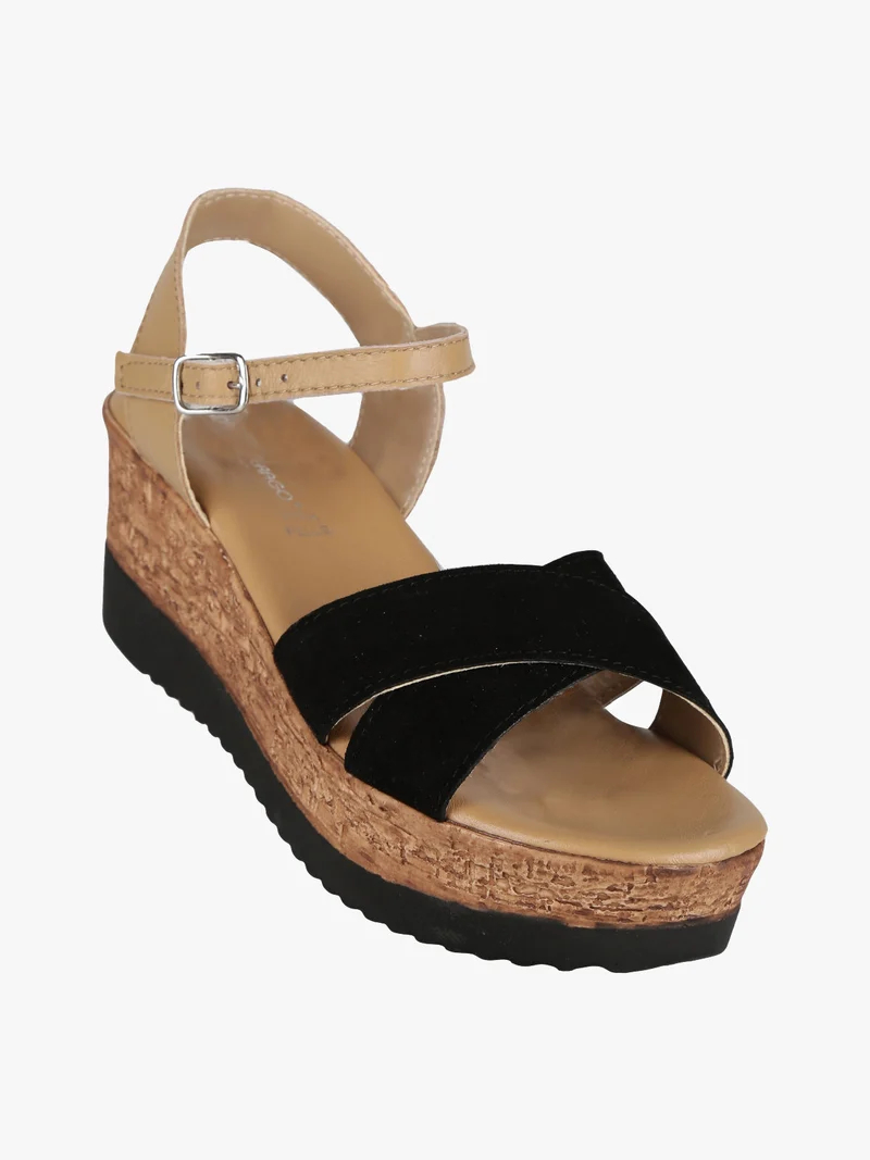 Sandali donna in pelle con zeppa - nero