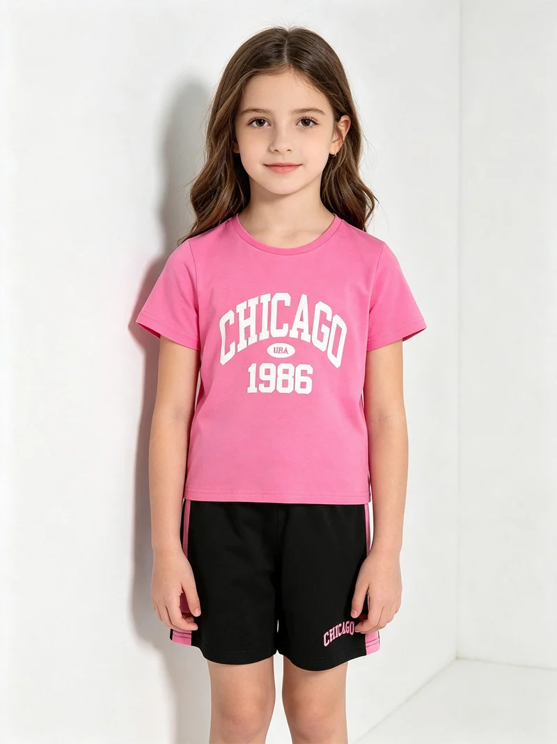Completo corto da bambina con t-shirt e shorts - fucsia