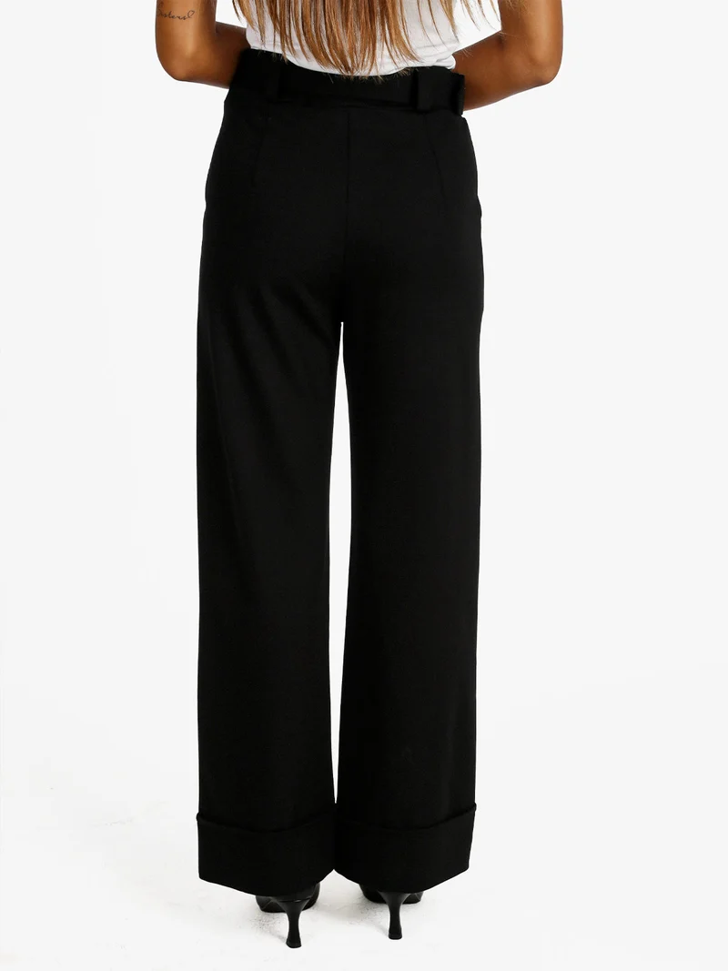Pantaloni donna a vita alta con cintura - nero