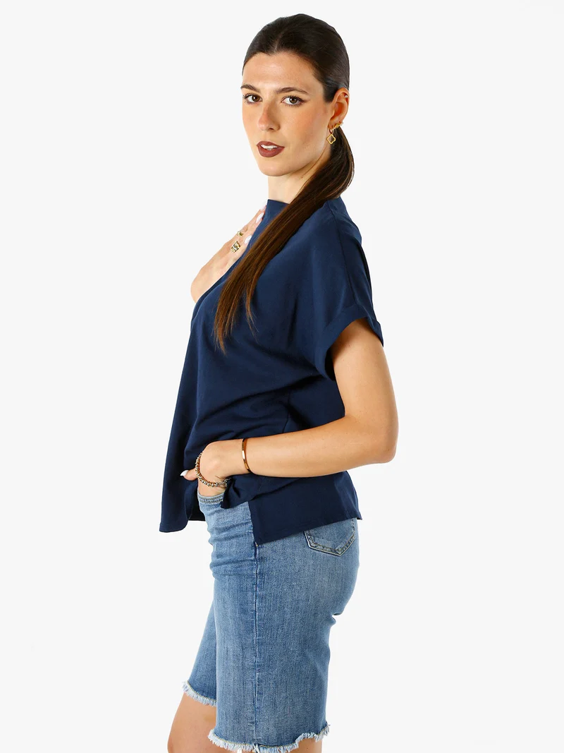 T-shirt donna in cotone con scollo a barca - blu scuro