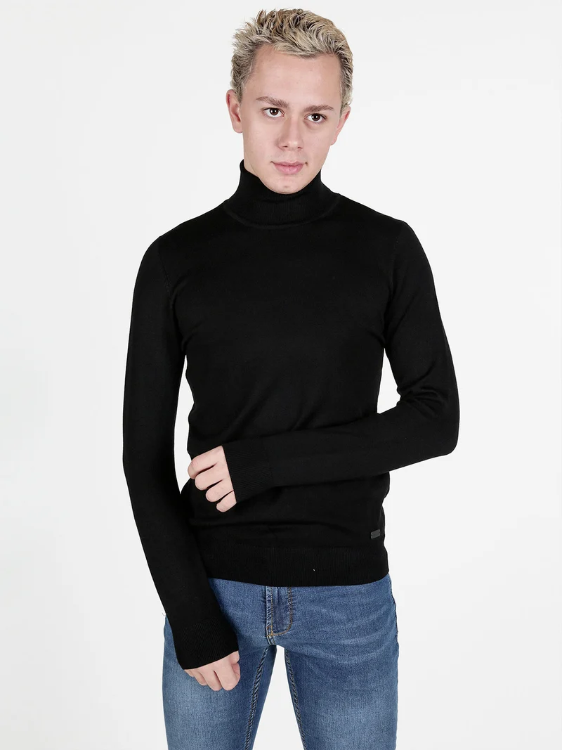 Pullover dolcevita in maglia da uomo - nero
