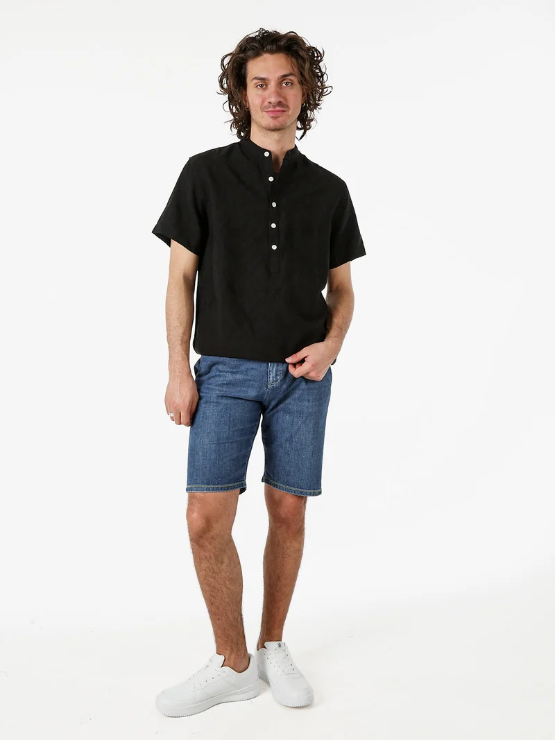 Camicia da uomo leggera a maniche corte con colletto alla coreana - nero