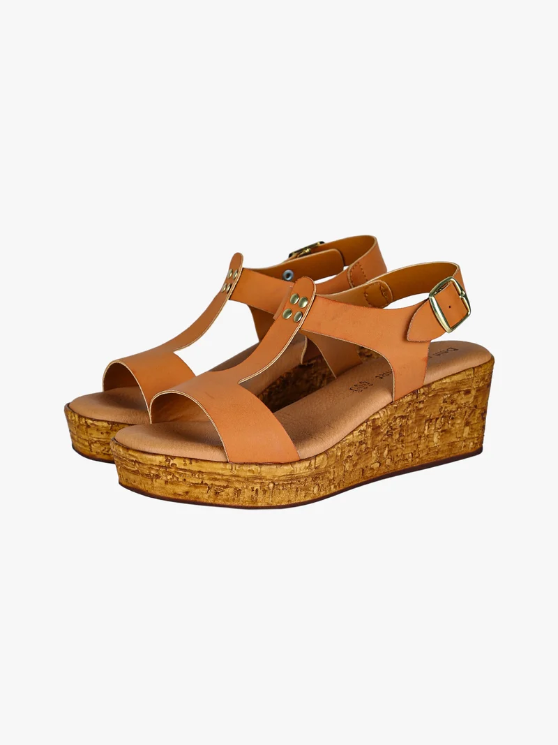 Sandali donna con zeppa e plateau e dettaglio borchie - cuoio