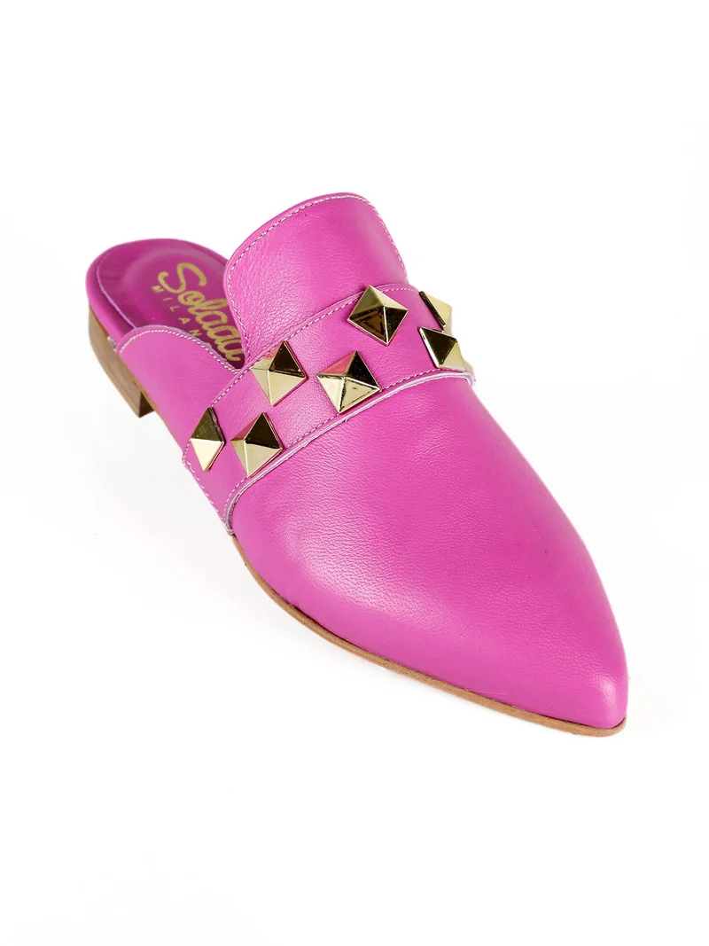 Sabot in pelle donna con borchie - fucsia