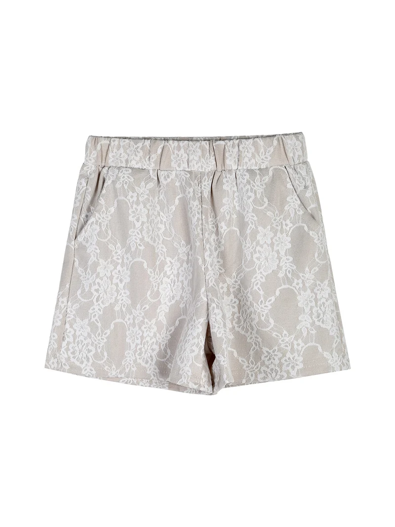Completo 2 pezzi da bambina con t-shirt e shorts ricamati - beige