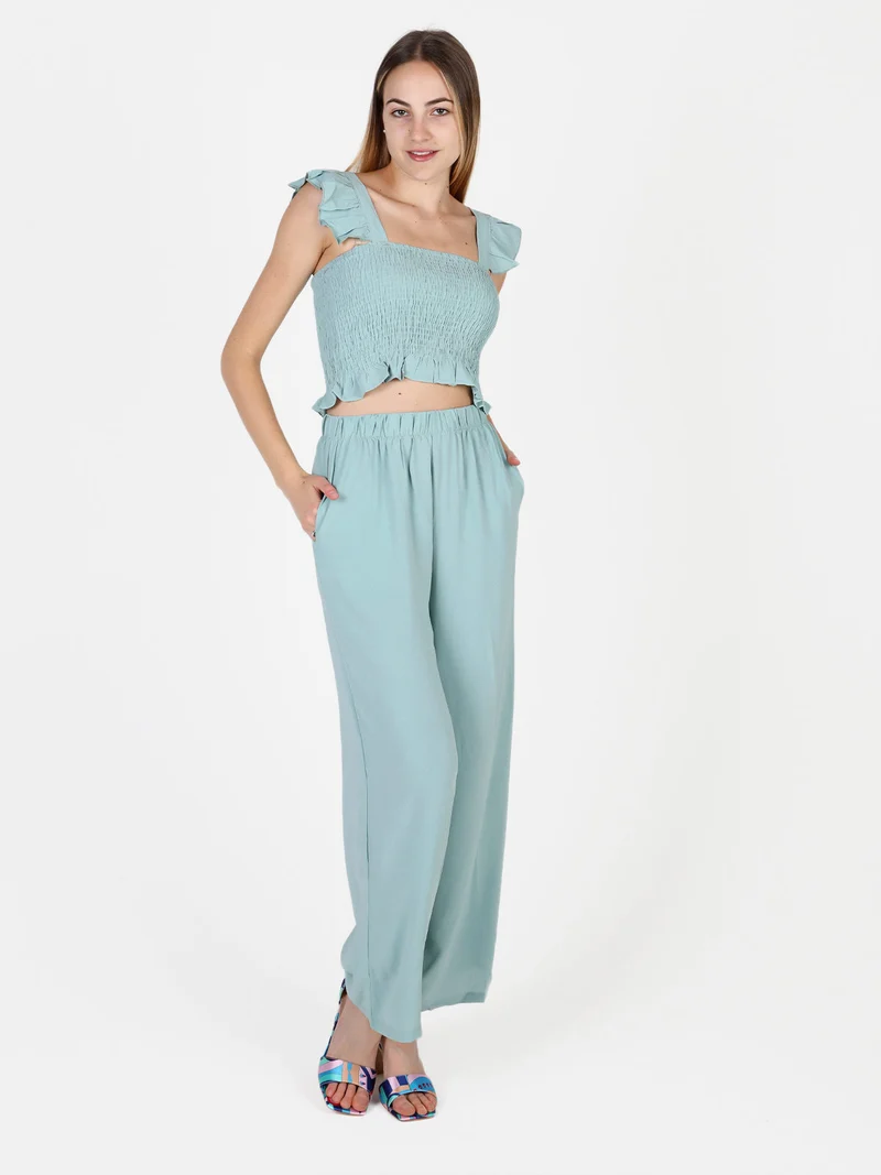 Top donna elasticizzato con spalline a volant - verde
