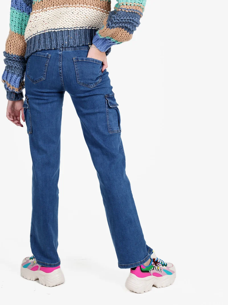 Jeans donna con tasconi laterali a gamba dritta - jeans