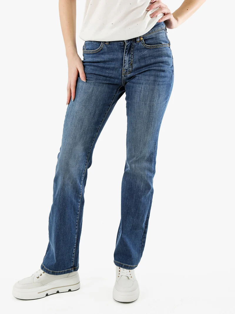 Jeans donna a vita bassa con finale a zampa - jeans