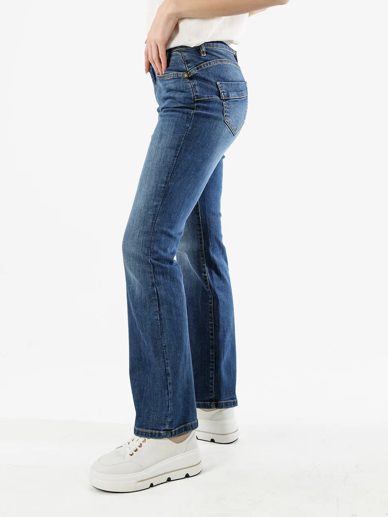 Jeans donna a vita bassa con finale a zampa - jeans