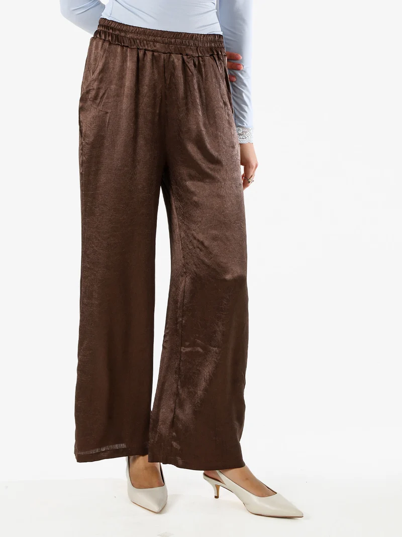 Pantaloni donna leggeri effetto lucido - moro