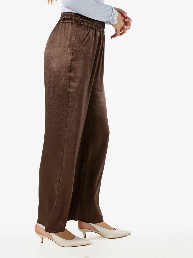 Pantaloni donna leggeri effetto lucido - moro