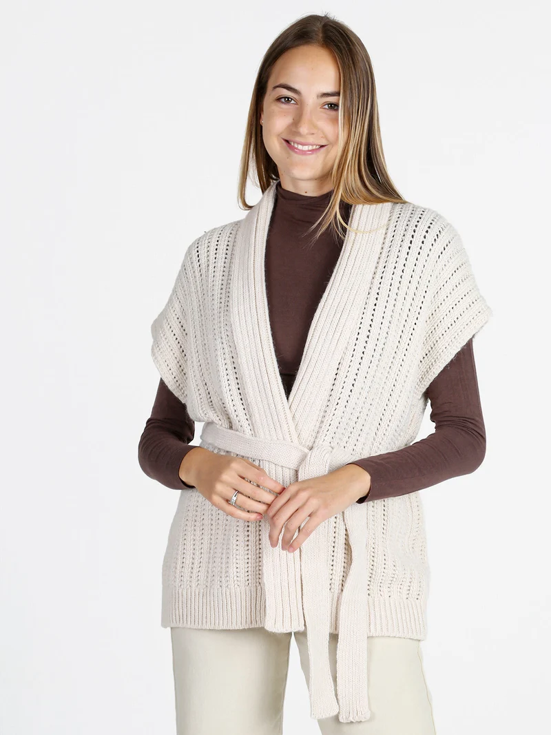 Cardigan donna smanicato in maglia traforata con cintura - beige