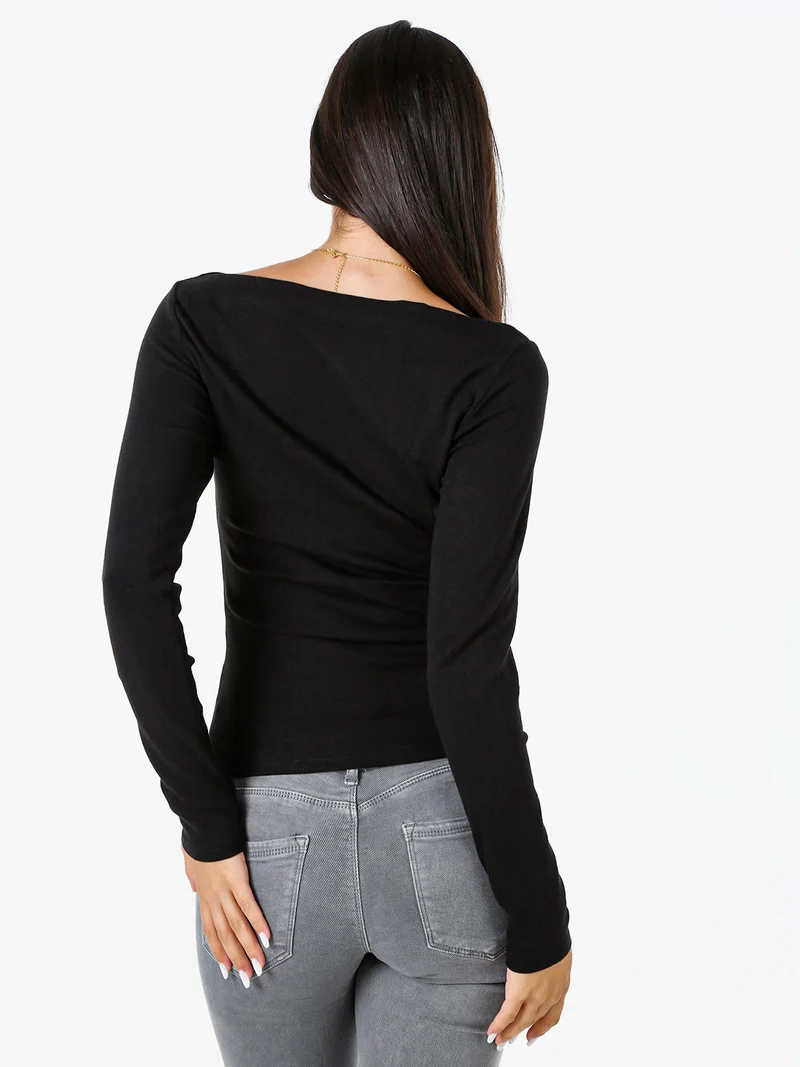 Maglia donna a maniche lunghe con scollo a barchetta - nero