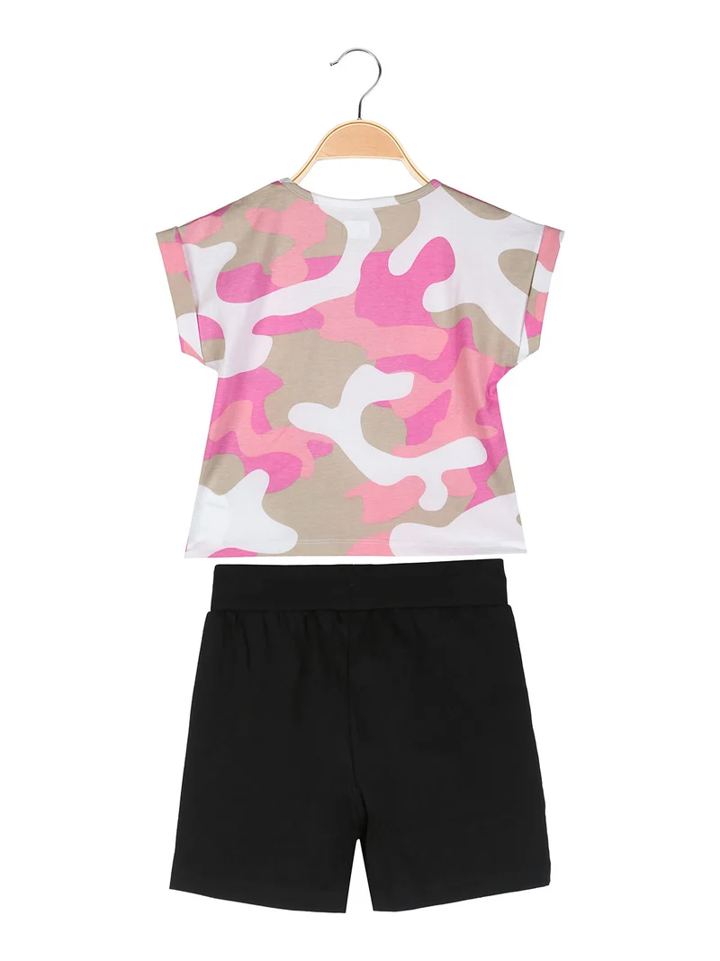 Completo corto da ragazza in cotone con t-shirt mimetica e shorts - rosa
