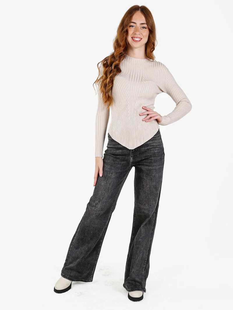 Maglia donna a costine con finale a punta - beige