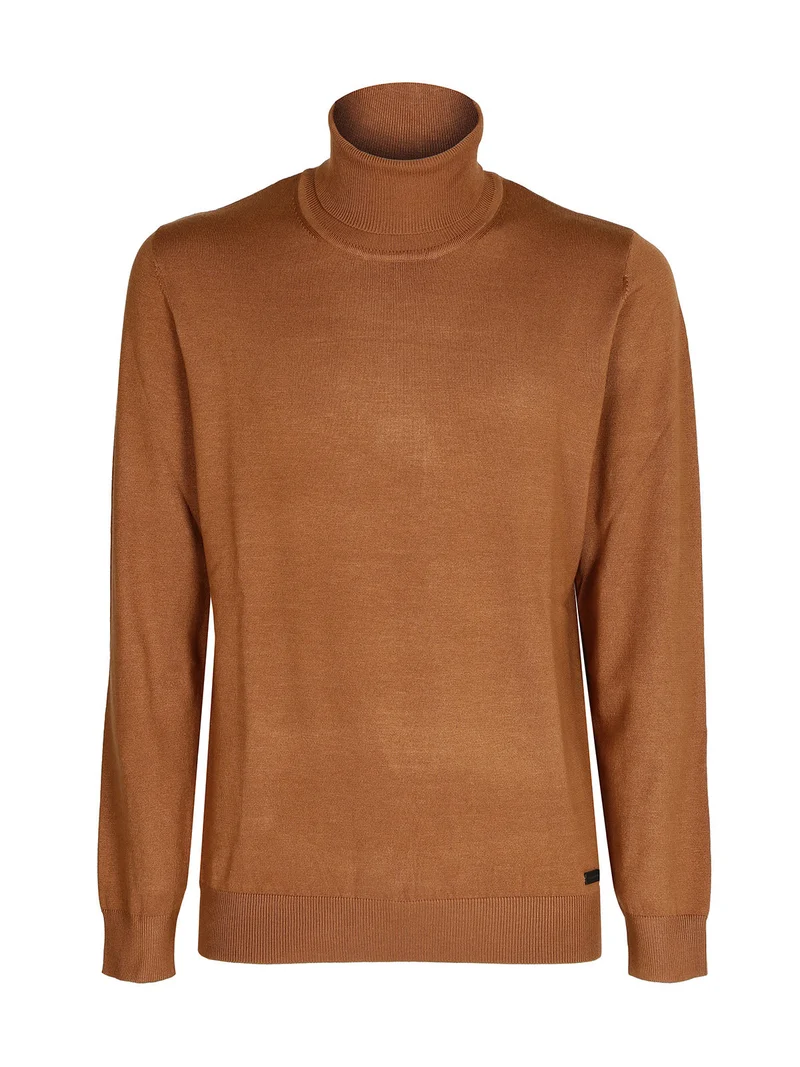 Dolcevita in maglia da uomo - marrone