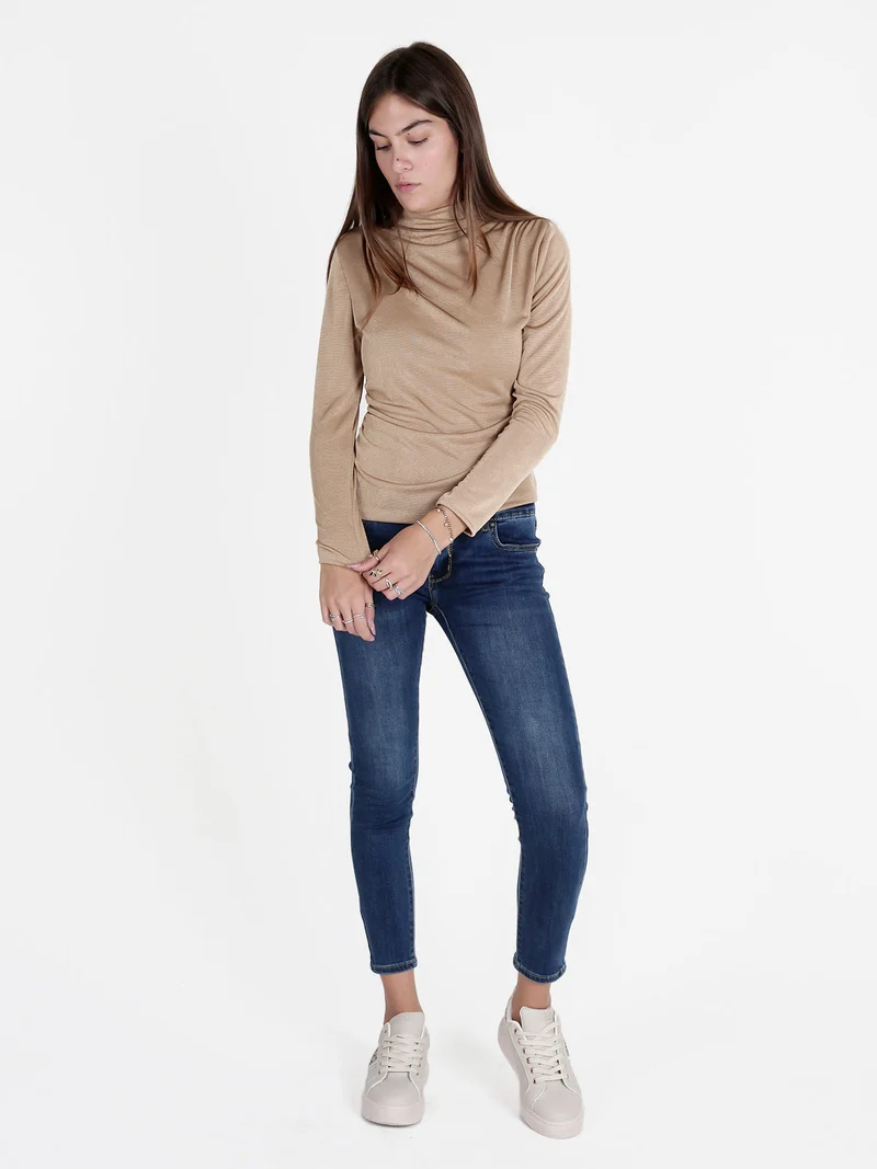 Maglia donna accollata a maniche lunghe - cammello