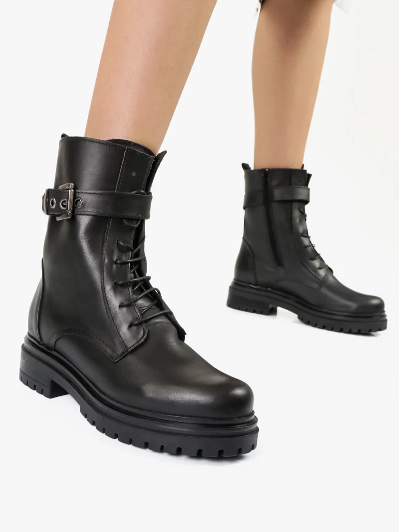 Anfibi donna in pelle con lacci e zip - nero