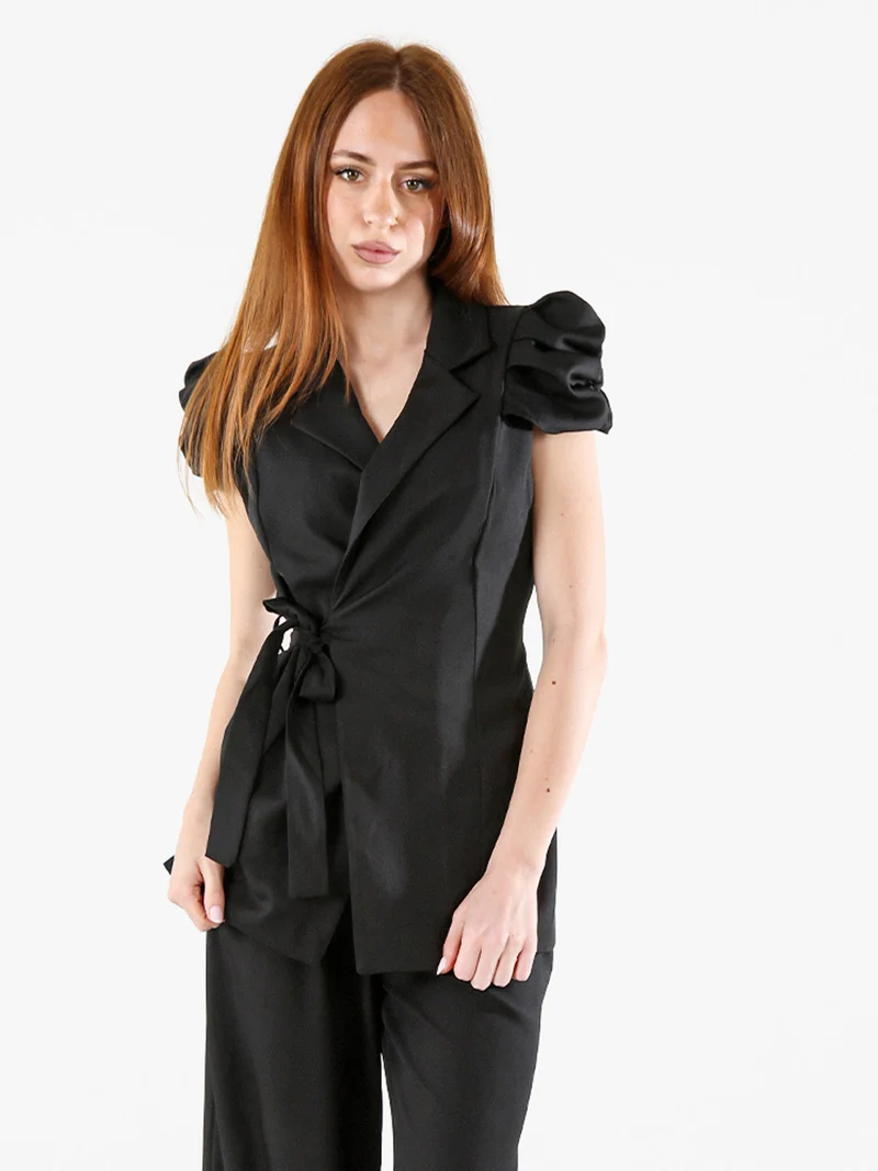 Blazer donna incrociato a maniche corte con spalle a sbuffo - nero