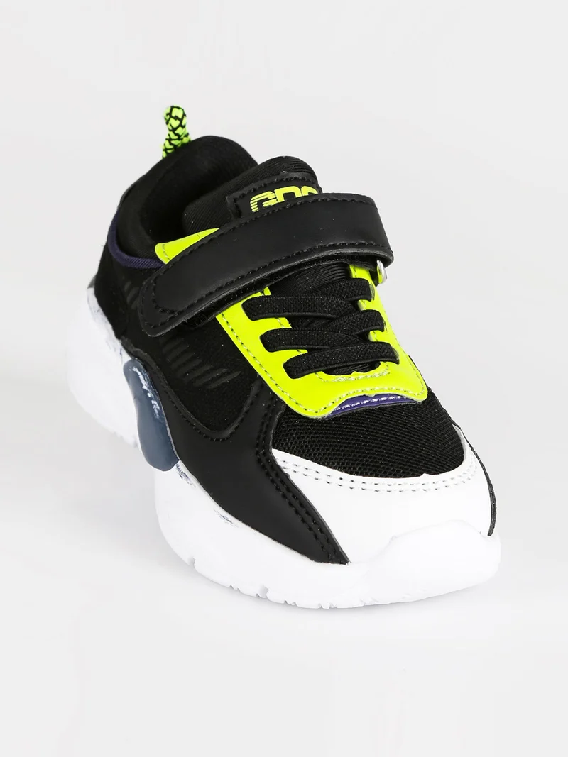 Scarpe sportive da bambino con strappo GD21518 - nero