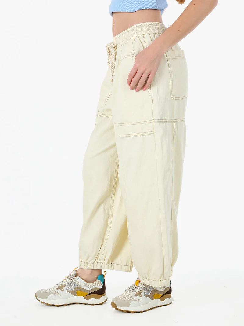 Jeans balloon da donna con coulisse in vita - panna
