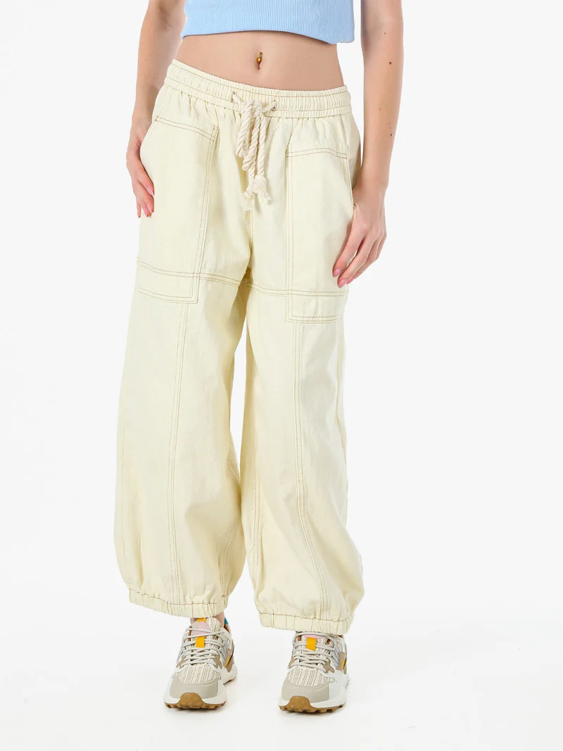 Jeans balloon da donna con coulisse in vita - panna