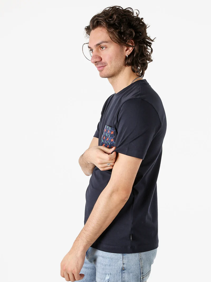 T-shirt girocollo da uomo in cotone con taschino - blu scuro