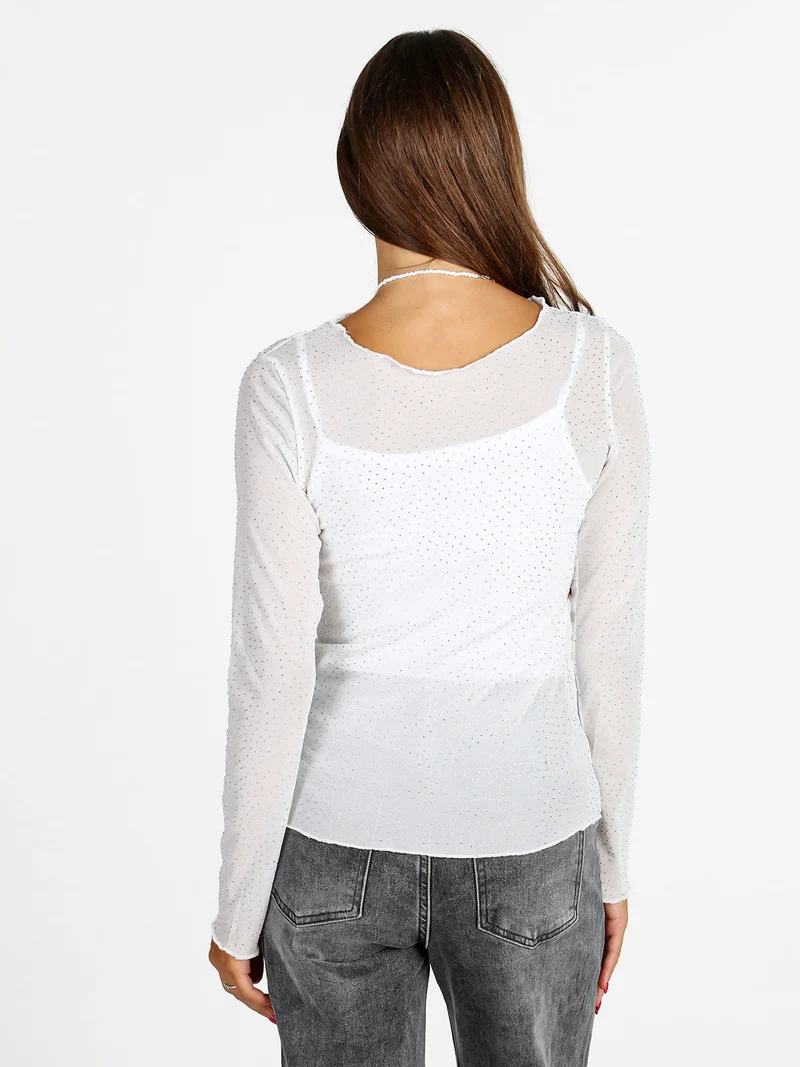 Maglia girocollo da donna in microrete con borchie - bianco
