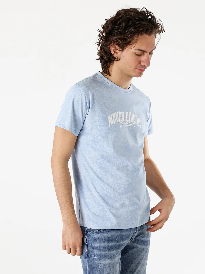 T-shirt girocollo da uomo in cotone con stampe - azzurro