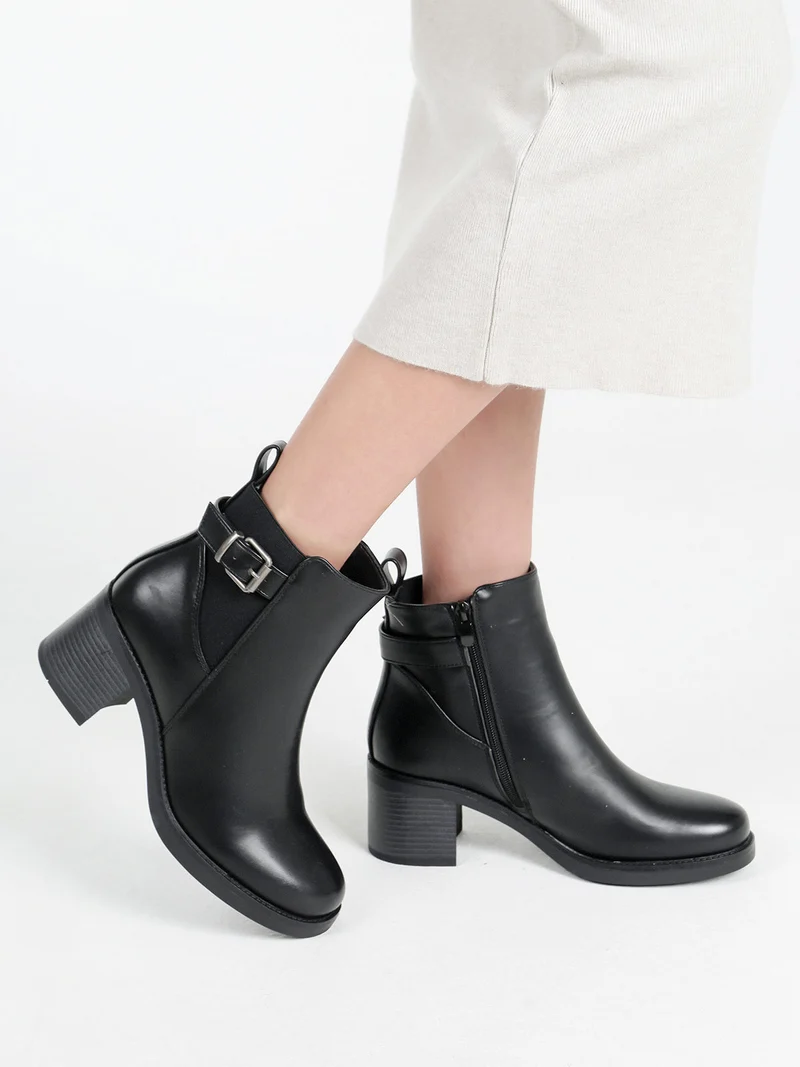 Tronchetti donna con tacco largo e zip - nero