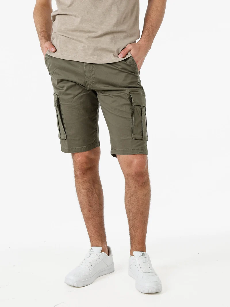 Bermuda da uomo in cotone stretch con tasconi - militare