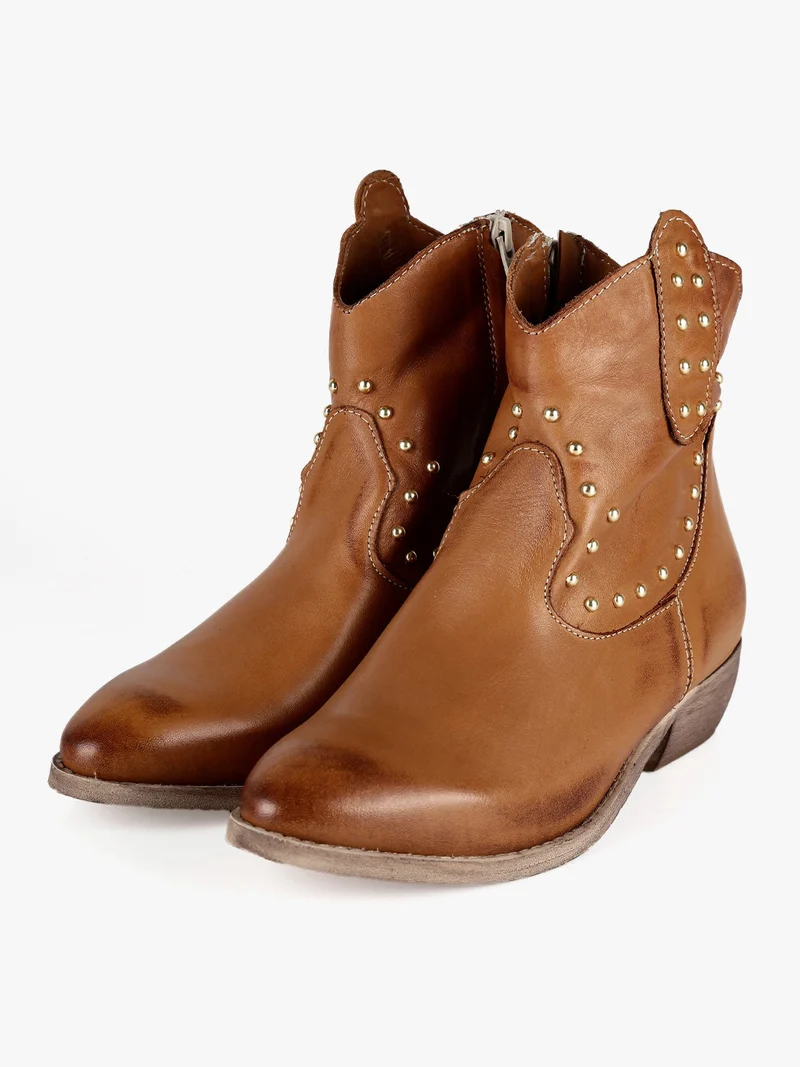 Stivaletti in pelle donna con borchie - cuoio