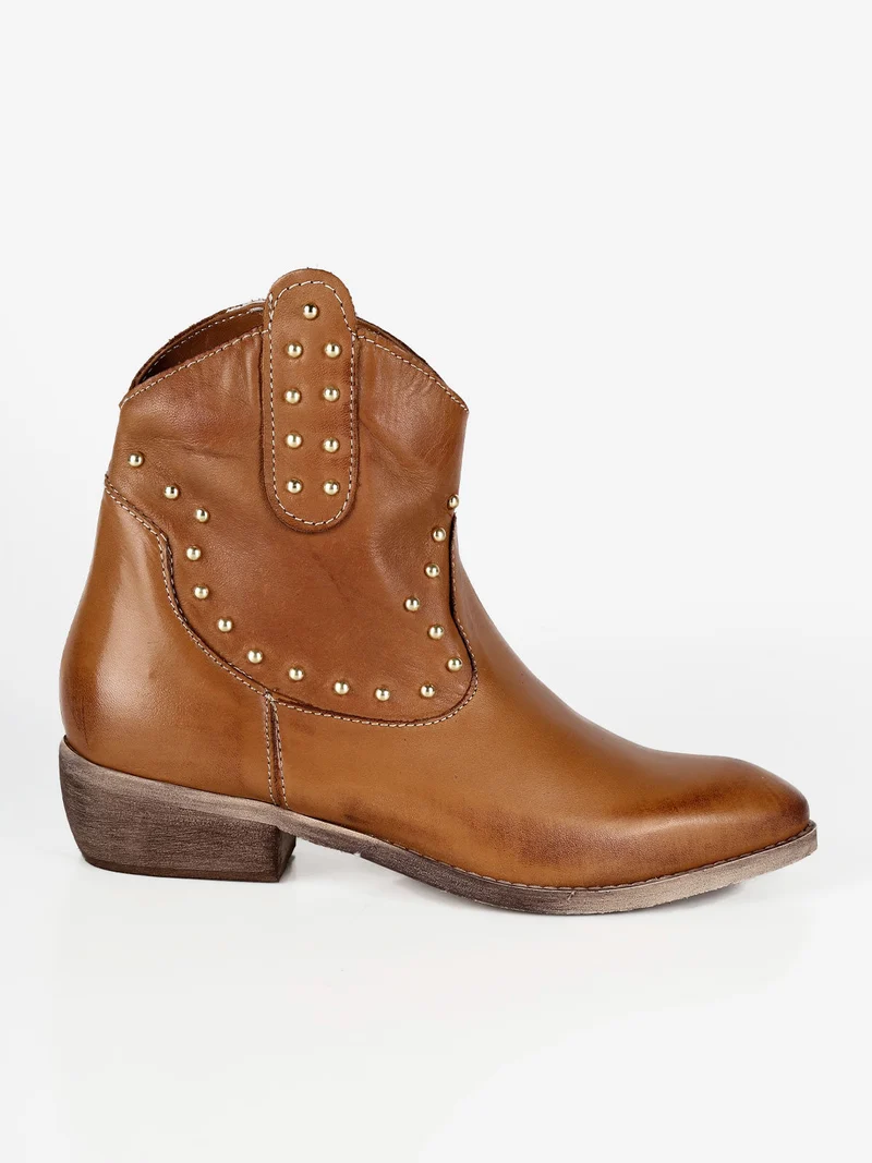 Stivaletti in pelle donna con borchie - cuoio